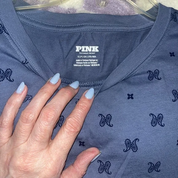 VS PINK Campus Cotton Tee Dusty Iris S NWOT - Picture 3 of 5